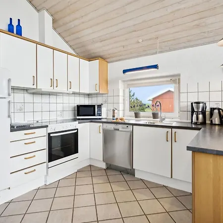 Mari - 400m From The Sea By Interhome * Lakolk