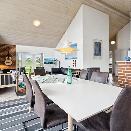 Mari - 400m From The Sea By Interhome Vakantiehuis