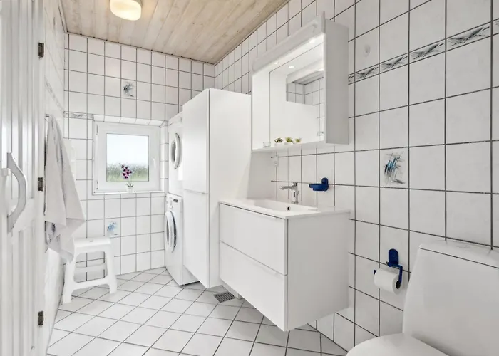 Mari - 400m From The Sea By Interhome