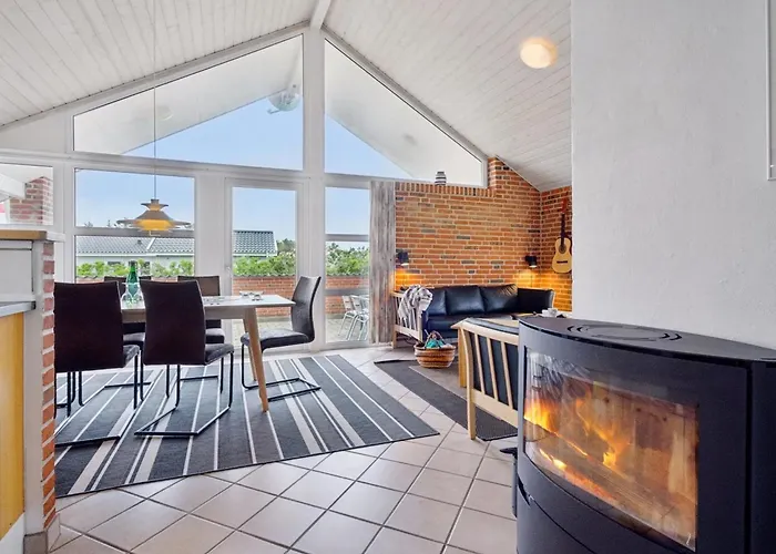 בית נופש Mari - 400m From The Sea By Interhome Lakolk